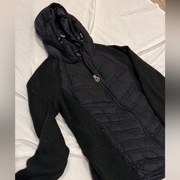 Michael Kors puffer jacket size large - Picture 3 of 5